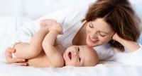 Ulewanie u noworodka i niemowlaka:
przyczyny, zapobieganie, ulewanie kontra wymioty