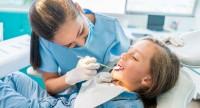 Jak wyrwać zęba mleczaka żeby nie bolało?
Praktyczne informacje