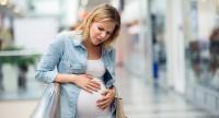 Ból podbrzusza w ciąży – co oznacza kłucie w podbrzuszu w ciąży?