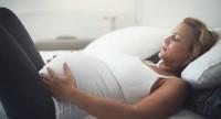Ból żołądka w ciąży – jakie są przyczyny i jak sobie pomóc?