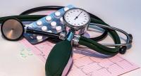 Niskie ciśnienie krwi (hipotonia, niedociśnienie) – objawy, przyczyny oraz leczenie farmakologiczne i niefarmakologiczne