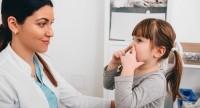 Zatkany nos bez kataru u dziecka i niemowlęcia, przyczyny i domowe sposoby