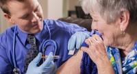 GIS zachęca do szczepień na grypę, ale darmowej szczepionki dla seniorów nie będzie?