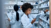 Z powodu pandemii koronawirusa w czerwcu może zabraknąć leków w aptekach