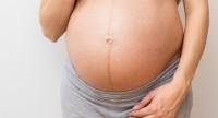 Linea negra – znak ciąży czy schorzenie.
Czy jest powodem do niepokoju?