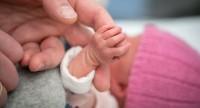 Co dziesiąte dziecko rodzi się za wcześnie.
Jakie są główne przyczyny i objawy porodu przedwczesnego?