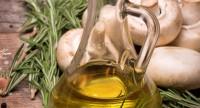 Olej rydzowy z lnianki:
zastosowanie w kosmetyce i właściwości zdrowotne
