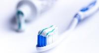 Pasta do zębów – wybielająca, na nadwrażliwość czy przeciw próchnicy?
Jaką wybrać?