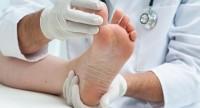 Choroby paznokci u nóg i u rąk.
Objawy, przebieg, leczenie
