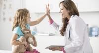 Kim jest pediatra i czym się zajmuje?
Jakie cechy powinien mieć dobry pediatra?