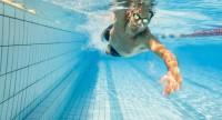 Co nam daje pływanie i jaki jest zalecany trening?
Lista zalet chodzenia na basen