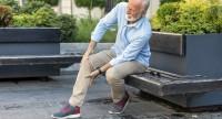 Ból kolana po wewnętrznej stronie – przyczyny problemu, możliwe choroby