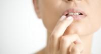 Czym jest czerwień wargowa ust?
Zapalenie i uzupełnianie czerwieni wargowej