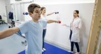 Korekcyjne ćwiczenia na skrzywienie kręgosłupa dla dzieci i dorosłych