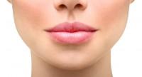 Powiększanie ust kwasem hialuronowym i domowymi sposobami.
Jakie są efekty zabiegów?