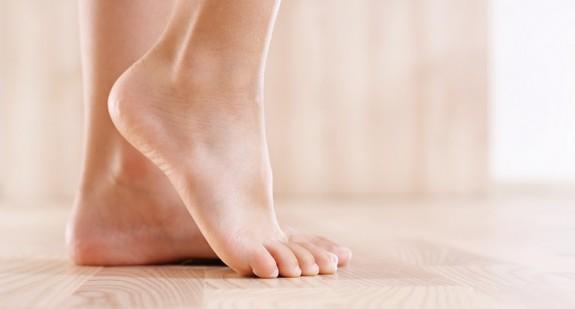 Mam guzki reumatoidalne na stopach - czy konieczna jest operacja?
