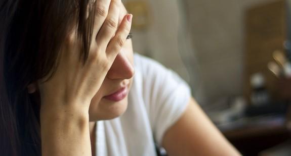 Depresja atypowa – na czym polega i jak ją leczyć?