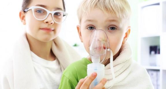 Astma oskrzelowa u dzieci – jak rozpoznać? Objawy i stosowane leki