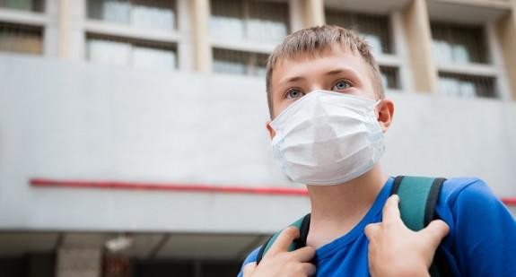 10 rad jak chronić dziecko przed zanieczyszczonym powietrzem