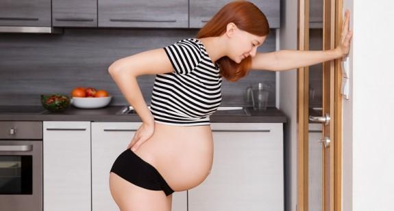 Ból kości ogonowej w ciąży– przyczyny dolegliwości we wczesnej ciąży