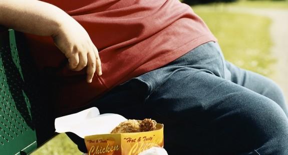 Rekordowo otyłe dziecko: 14 lat i ponad 200 kilogramów. Co zrobić z dziecięcą nadwagą?