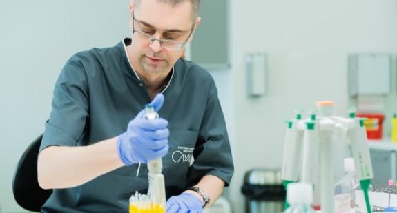 Prof. Tomasz Wielkoszyński o COVID-19: ”Testy serologiczne będą odgrywały rolę w dopuszczaniu do pracy”