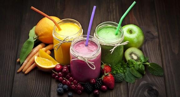 Koktajle owocowe z blendera ‒ dietetyczne i zdrowe przepisy
