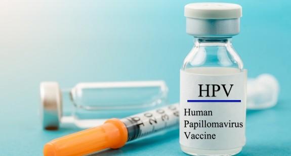 Szczepionka przeciwko HPV ma być refundowana i obowiązkowa  