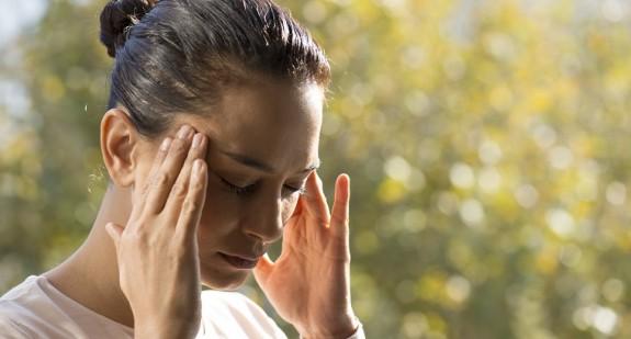 Przewianie głowy – objawy, przyczyny i sposoby leczenia