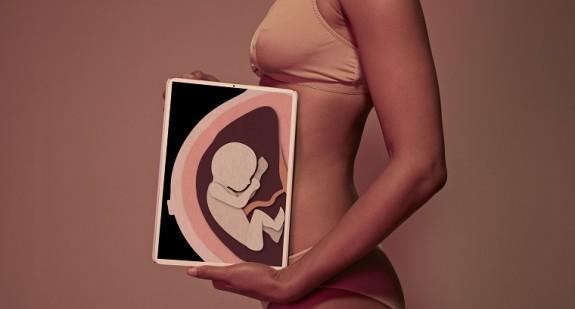 Jak sobie poradzić z zaparciami w ciąży? 