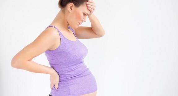 Niskie ciśnienie krwi w ciąży – objawy, przyczyny, czym grozi, jak je podnieść?