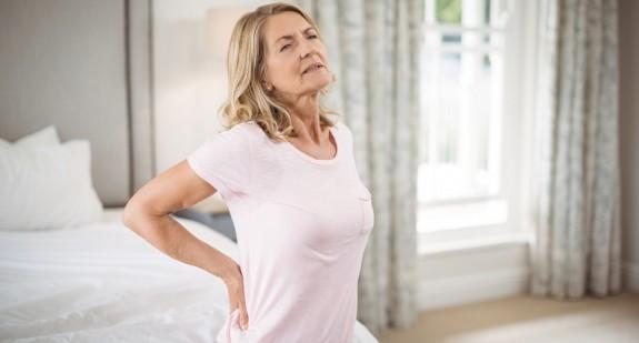 Co to jest osteomalacja? Przyczyny, objawy i leczenie choroby metabolicznej kości