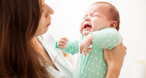 Pleśniawki u niemowlaka – przyczyny, objawy, leczenie i domowe sposoby