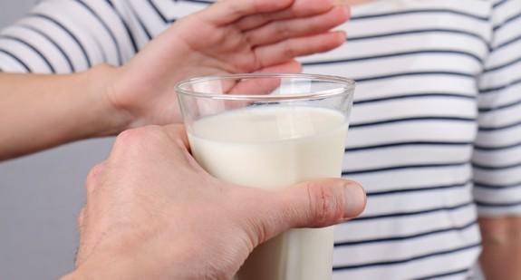Nietolerancja laktozy u niemowląt i dorosłych. Jaką dietę stosować?
