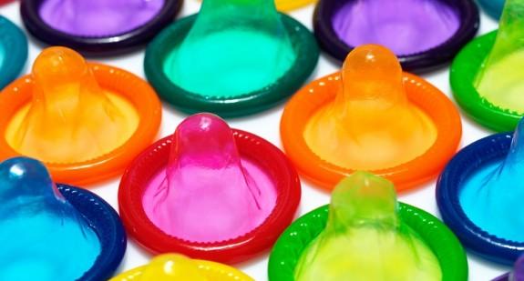 Rodzaje prezerwatyw a bezpieczeństwo – jaki rodzaj wybrać?