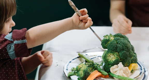 Foliany w diecie dziecka - niezbędny składnik dla zdrowego wzrostu dziecka