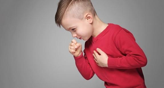 Zapalenie płuc u dzieci: rodzaje, objawy i leczenie w domu i w szpitalu